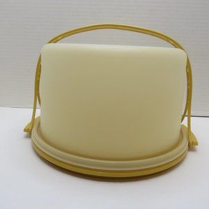 Vintage Tupperware Harvest Gold Cake Holder #684-2, 683-2. 624-28 (Small Stain)